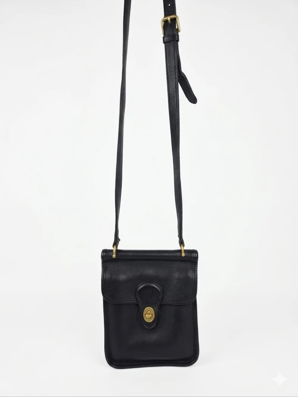 Coach Vintage Murphy Classic Black Leather Crossbody Bag